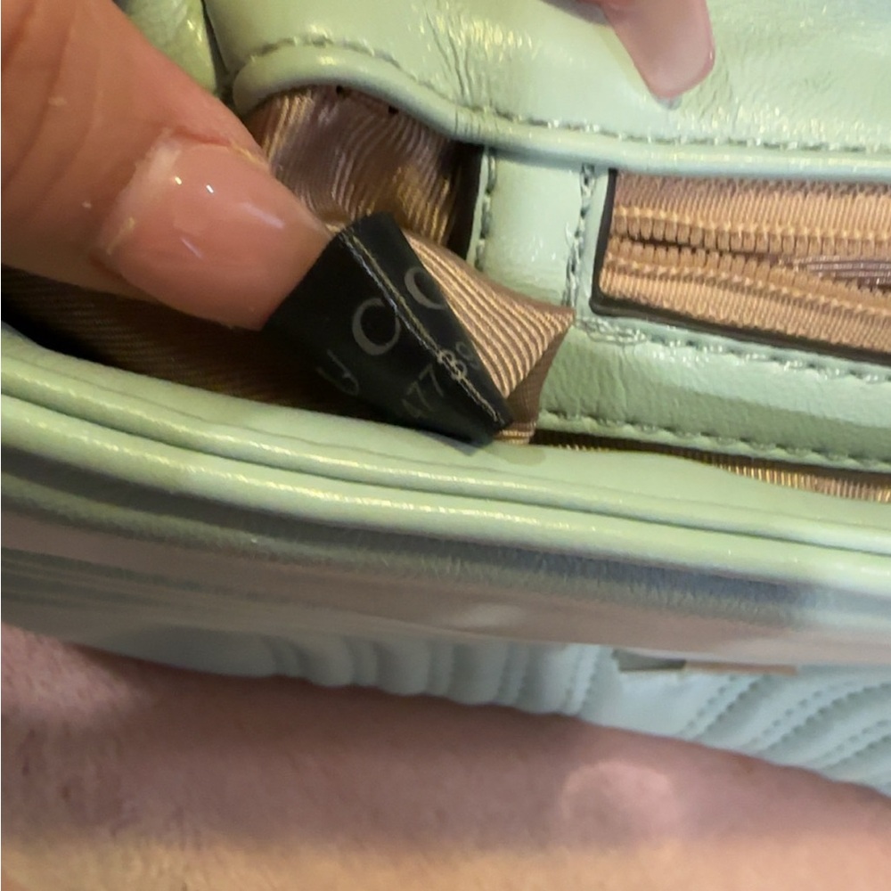 GUCCI pre-loved GG Marmont Matelasse medium purse mint green - Picture 7 of 7